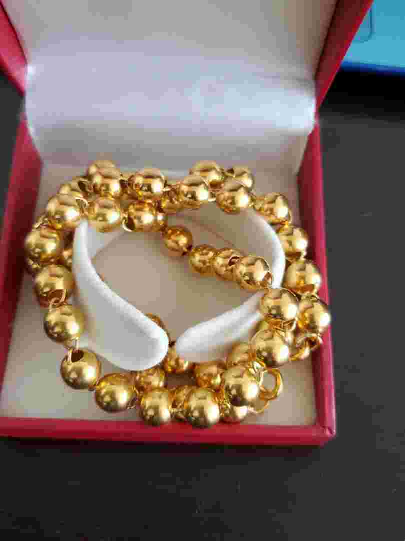 个人回收黄金首饰违法吗,个人黄金首饰怎么回收-第1张图片-翡翠网 个人回收黄金首饰违法吗,个人黄金首饰怎么回收-第1张图片-翡翠网