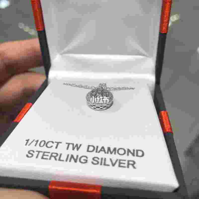 062克拉钻石价格0.1克拉钻石价格-第2张图片-翡翠网