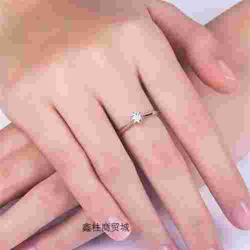 30分的钻石一般多少钱,三十分的钻石值多少钱-第1张图片-翡翠网 30分的钻石一般多少钱,三十分的钻石值多少钱-第1张图片-翡翠网