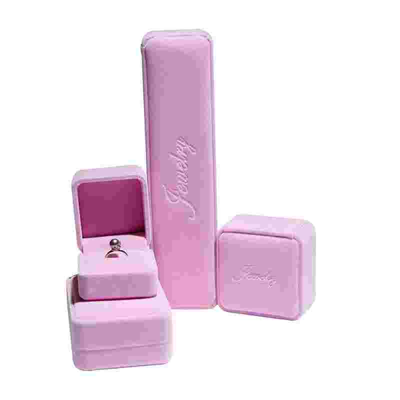 珠宝首饰包装盒图片,珠宝首饰礼盒图片-第1张图片-翡翠网 珠宝首饰包装盒图片,珠宝首饰礼盒图片-第1张图片-翡翠网