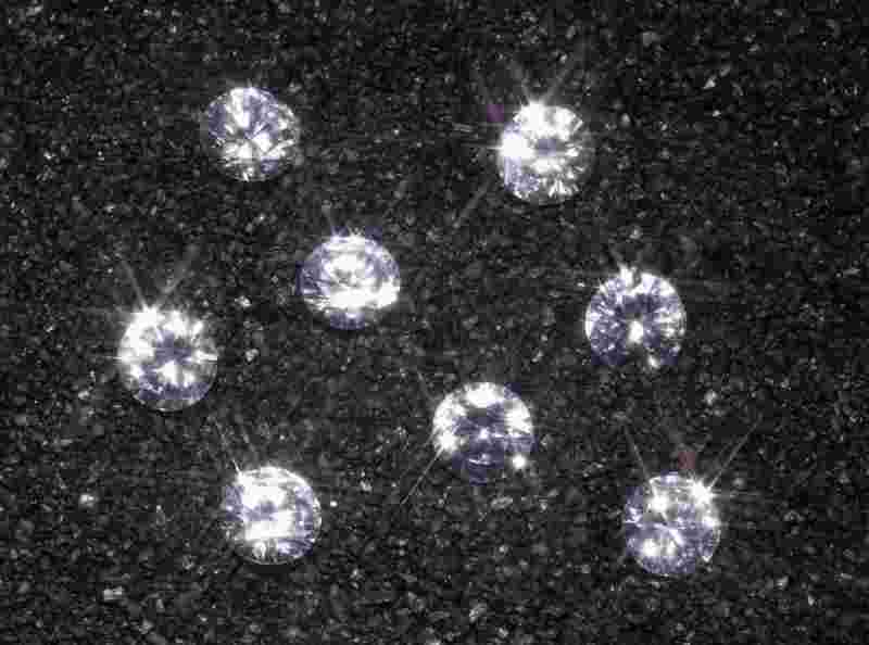 钻石在高温下会燃烧吗为什么,钻石在高温下会燃烧吗-第1张图片-翡翠网