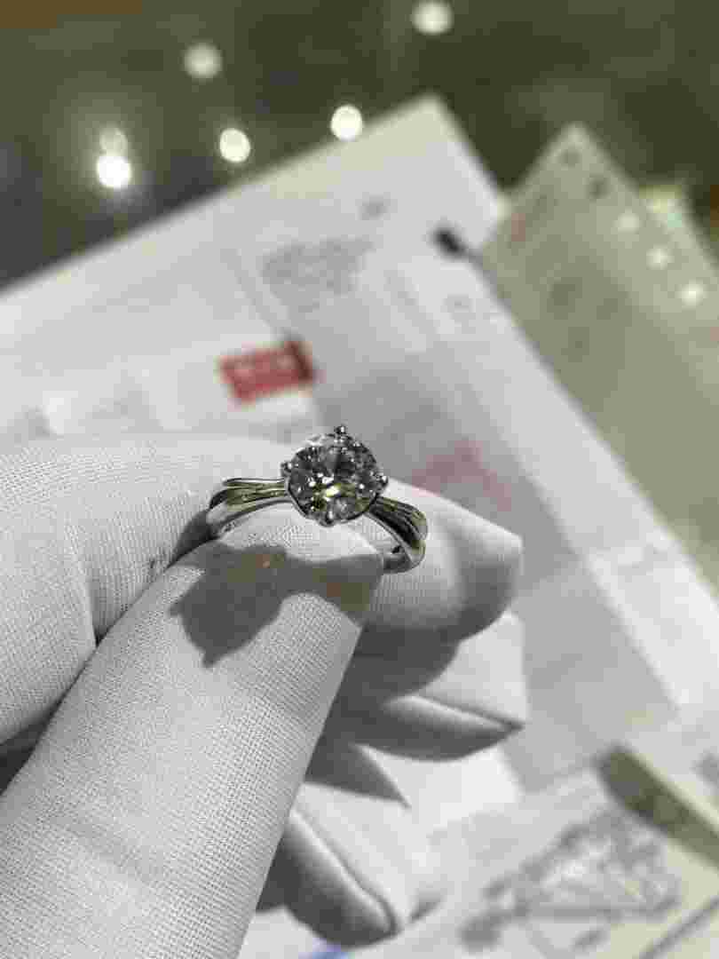 周大福钻石证书丢了补办大概费用周大福钻石证书-第1张图片-翡翠网