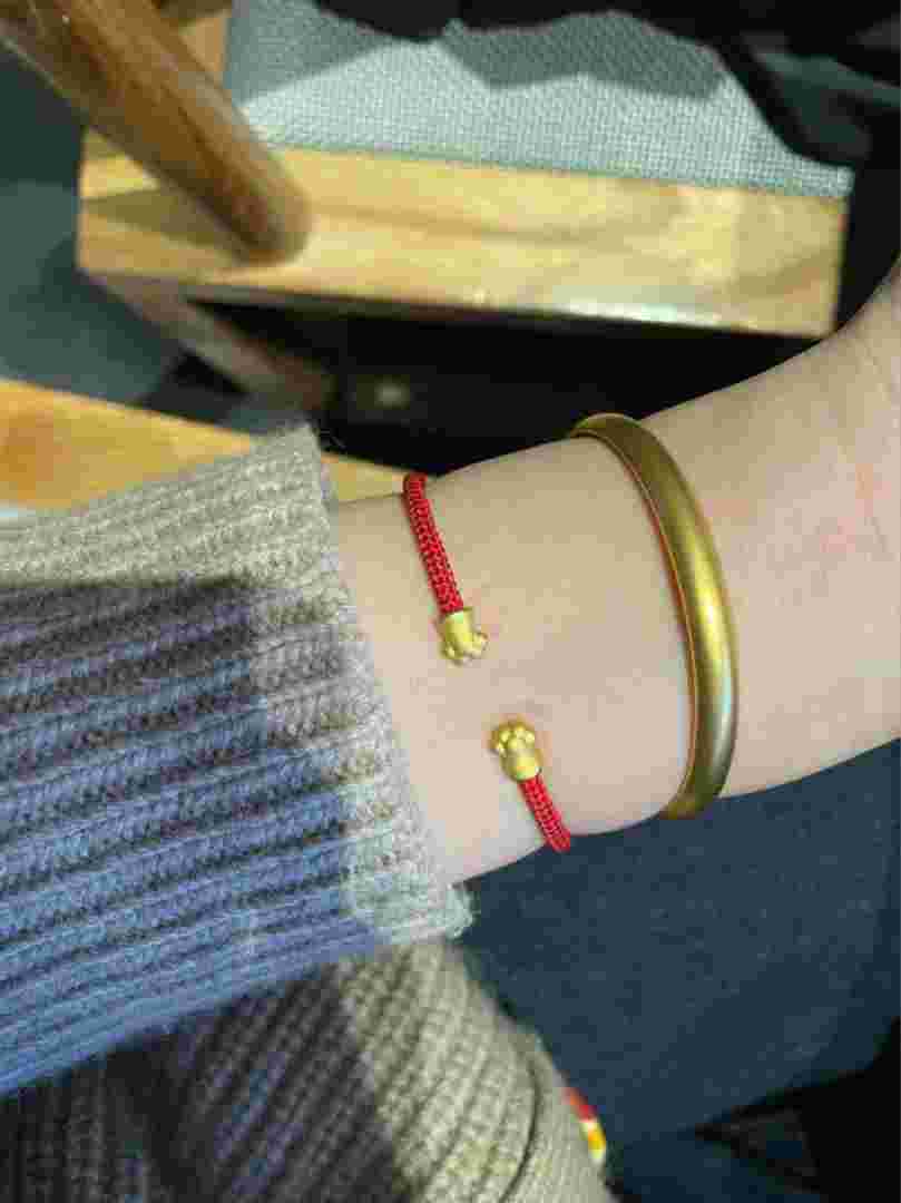 周大福黄金手镯周大福黄金手镯回收价格-第1张图片-翡翠网