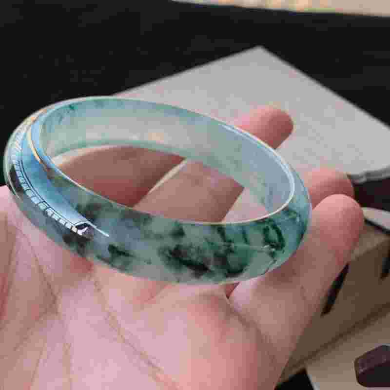 水润翡翠手镯图片大全大图,水润翡翠手镯图片大全-第1张图片-翡翠网 水润翡翠手镯图片大全大图,水润翡翠手镯图片大全-第1张图片-翡翠网