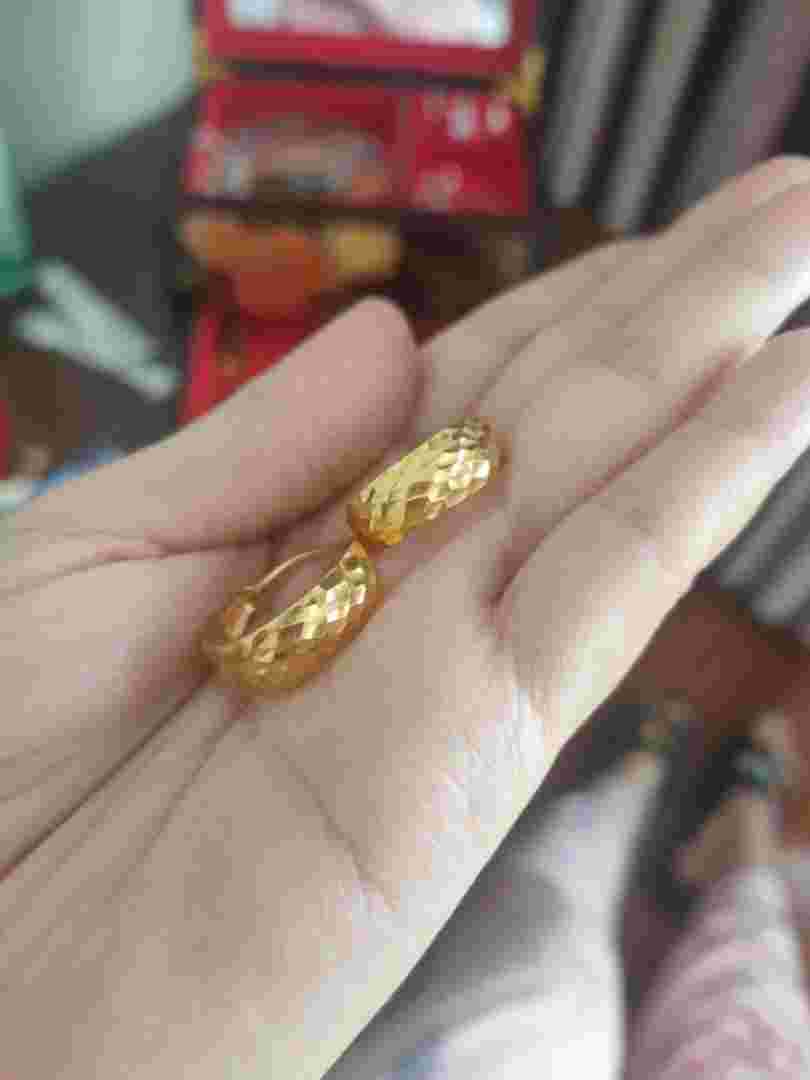黄金上只写了999是不是真的自己在家怎么鉴定黄金真假-第2张图片-翡翠网 黄金上只写了999是不是真的自己在家怎么鉴定黄金真假-第2张图片-翡翠网