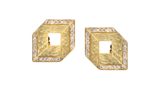 恢弘华丽城堡质感!Vendorafa 推出 Torre 系列-第2张图片-翡翠网