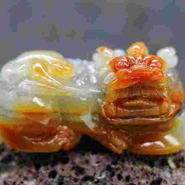 独龙玉对身体有什么好处独龙玉对身体有什么好处和功效-第1张图片-翡翠网