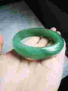 独龙玉价格一般多少钱,独龙玉价格-第2张图片-翡翠网