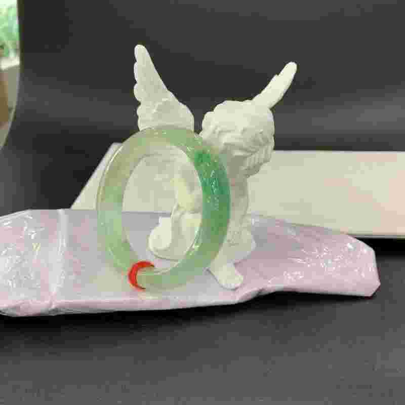 独龙玉是什么玉种有收藏价值吗?,独龙玉是什么玉种有收藏价值吗-第1张图片-翡翠网 独龙玉是什么玉种有收藏价值吗?,独龙玉是什么玉种有收藏价值吗-第1张图片-翡翠网