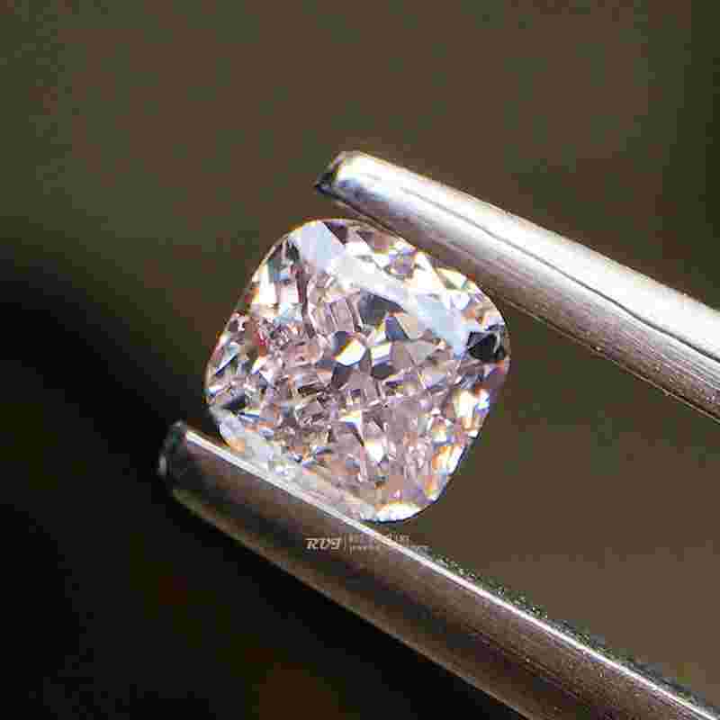 gia钻石1克拉多少钱,gia钻石-第1张图片-翡翠网