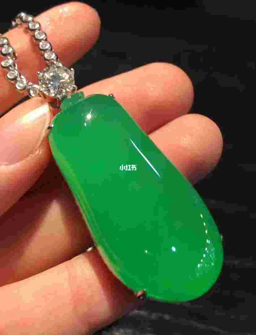 翡翠珠宝的魅力语言,介绍翡翠珠宝知识的视频-第1张图片-翡翠网