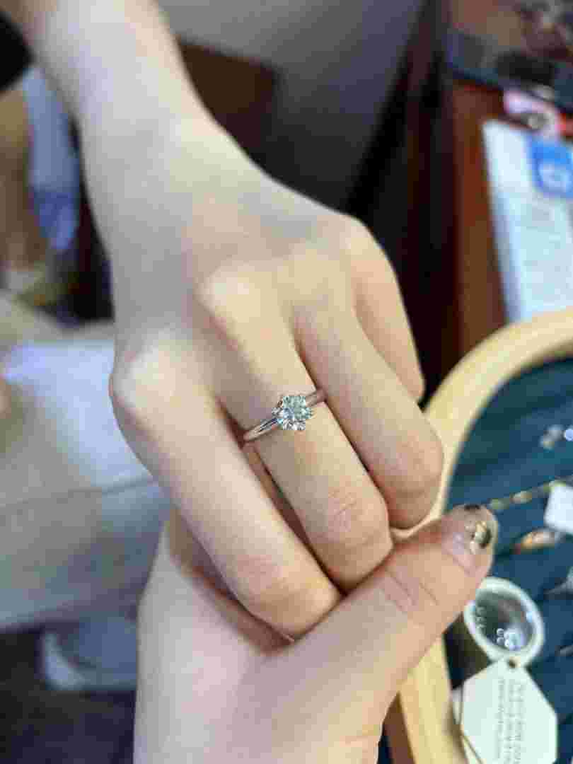 一克拉钻石一克拉钻石多大-第2张图片-翡翠网 一克拉钻石一克拉钻石多大-第2张图片-翡翠网