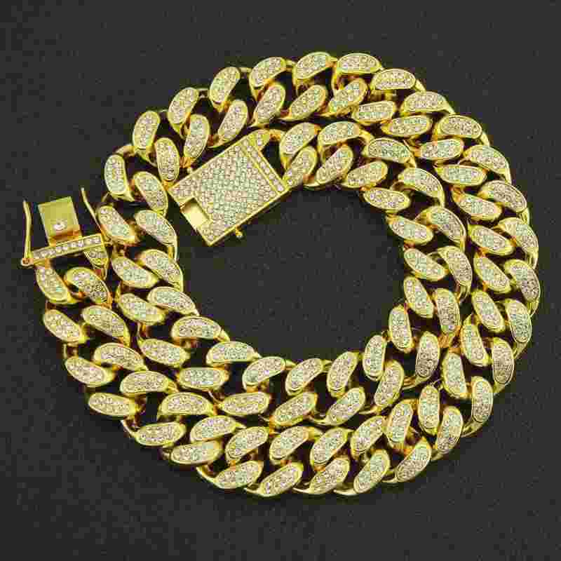 最适合男士戴的8种项链,男士项链品牌排行榜前十名-第1张图片-翡翠网 最适合男士戴的8种项链,男士项链品牌排行榜前十名-第1张图片-翡翠网