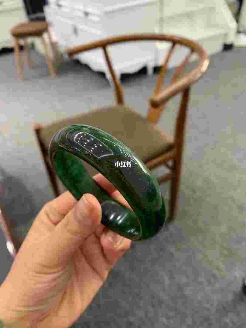 独龙玉的金沙是什么独龙玉的金沙是什么颜色-第2张图片-翡翠网