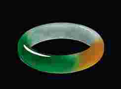 独龙玉与翡翠哪个值钱,独龙玉与翡翠的区别是什么-第1张图片-翡翠网