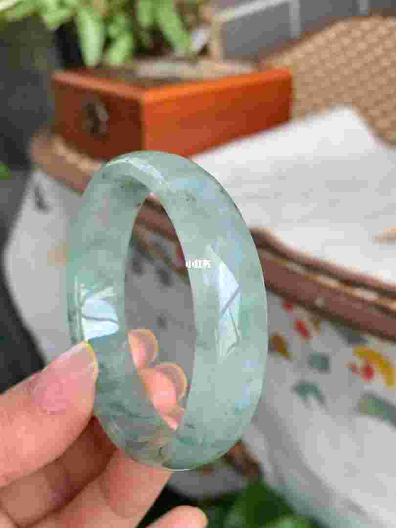 翡翠种水知识大全,翡翠种水知识大全图片-第1张图片-翡翠网 翡翠种水知识大全,翡翠种水知识大全图片-第1张图片-翡翠网