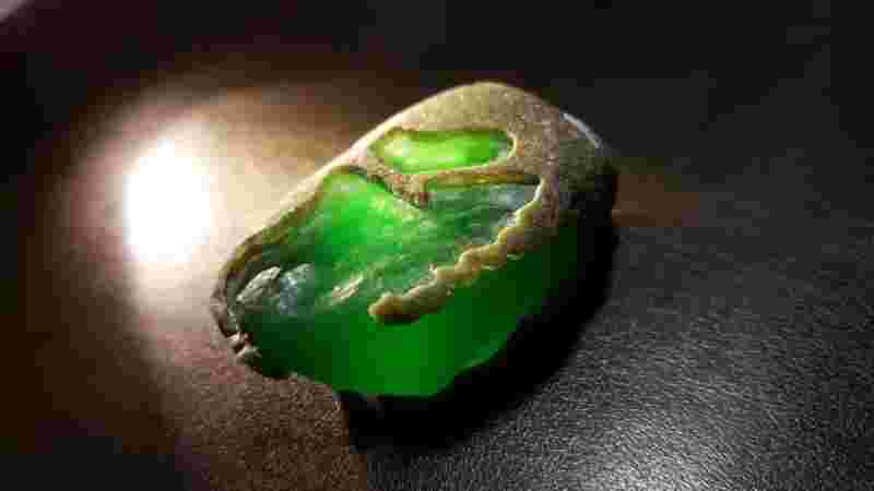 500克翡翠原石价格多少,500克翡翠原石价格-第1张图片-翡翠网 500克翡翠原石价格多少,500克翡翠原石价格-第1张图片-翡翠网