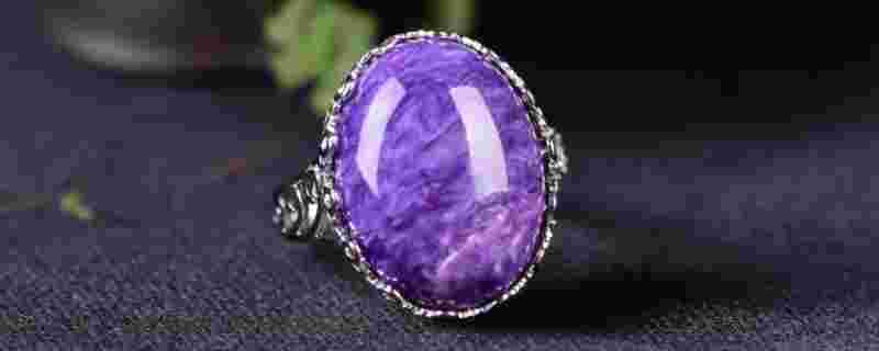 独龙玉对身体有什么好处,独龙玉对人体有害处吗-第1张图片-翡翠网 独龙玉对身体有什么好处,独龙玉对人体有害处吗-第1张图片-翡翠网