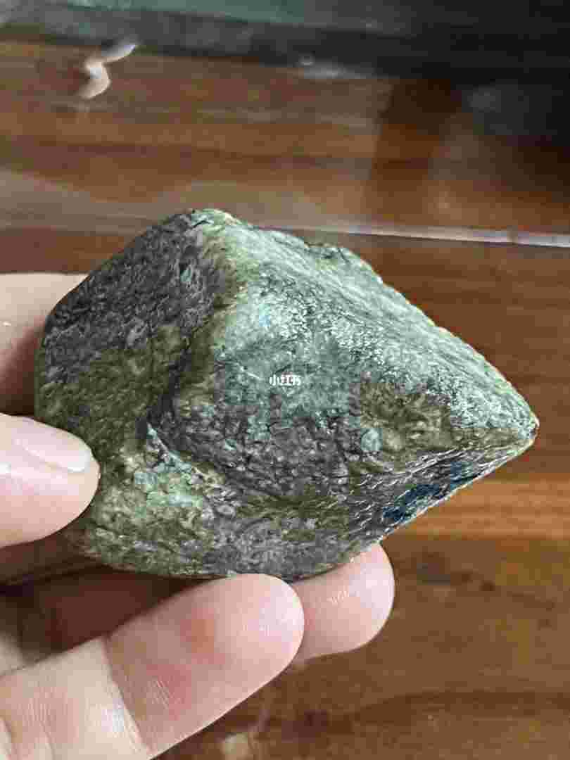 怎么选购翡翠原石_好乐美饰珠宝学院!,翡翠原石怎么选好货-第2张图片-翡翠网