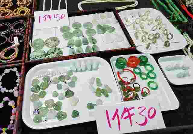 瑞丽翡翠市场手镯瑞丽翡翠市场手镯价格-第1张图片-翡翠网 瑞丽翡翠市场手镯瑞丽翡翠市场手镯价格-第1张图片-翡翠网