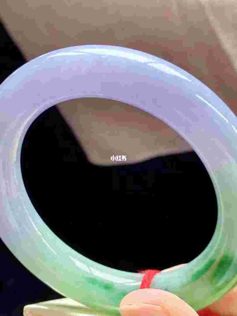 大家都有几个翡翠手镯啊大家都有几个翡翠手镯-第1张图片-翡翠网