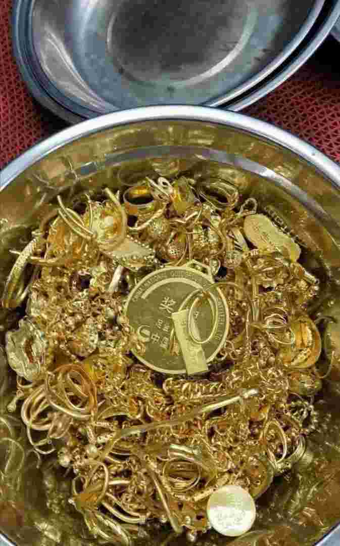 今日黄金回收最新价格查询回收黄金现在多少钱一克-第1张图片-翡翠网 今日黄金回收最新价格查询回收黄金现在多少钱一克-第1张图片-翡翠网