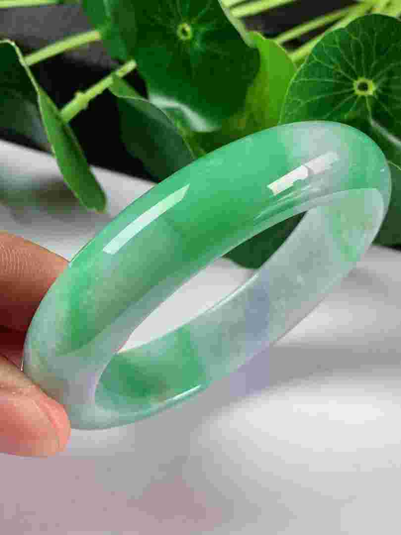 翡翠专业知识讲解心得翡翠所有专业知识-第1张图片-翡翠网 翡翠专业知识讲解心得翡翠所有专业知识-第1张图片-翡翠网