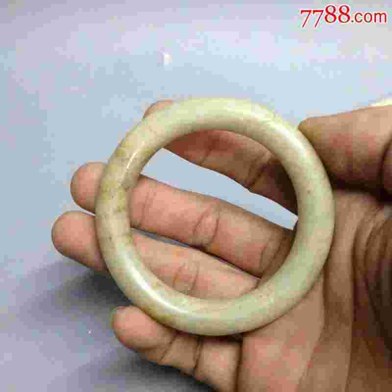 出土翡翠手镯鉴定方法,出土翡翠手镯是不是对身体有害-第1张图片-翡翠网