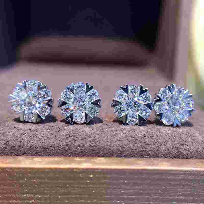 0·5克拉的钻石耳钉价格一克拉钻石耳钉能卖-第1张图片-翡翠网 0·5克拉的钻石耳钉价格一克拉钻石耳钉能卖-第1张图片-翡翠网