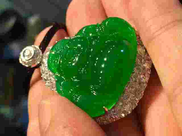 卯月日是什么意思?卯月爱美翡翠知识-第1张图片-翡翠网 卯月日是什么意思?卯月爱美翡翠知识-第1张图片-翡翠网