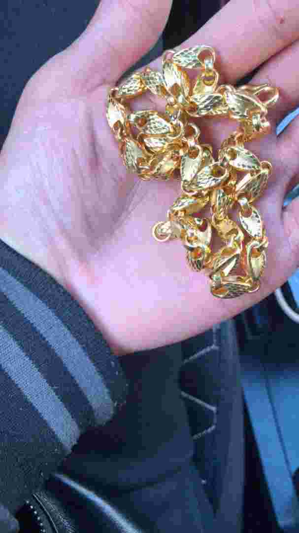 上海有黄金回收在什么地方,上海哪里回收黄金比较好-第1张图片-翡翠网 上海有黄金回收在什么地方,上海哪里回收黄金比较好-第1张图片-翡翠网