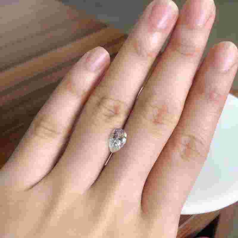 莫桑钻和钻石肉眼能区分出来吗图片,莫桑钻和钻石肉眼能区分出来吗?-第1张图片-翡翠网