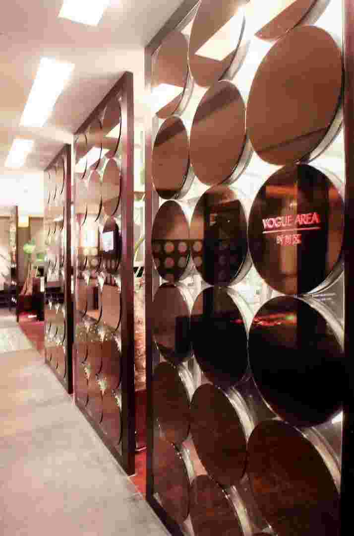 专卖钻石的店铺钻石专卖店-第1张图片-翡翠网