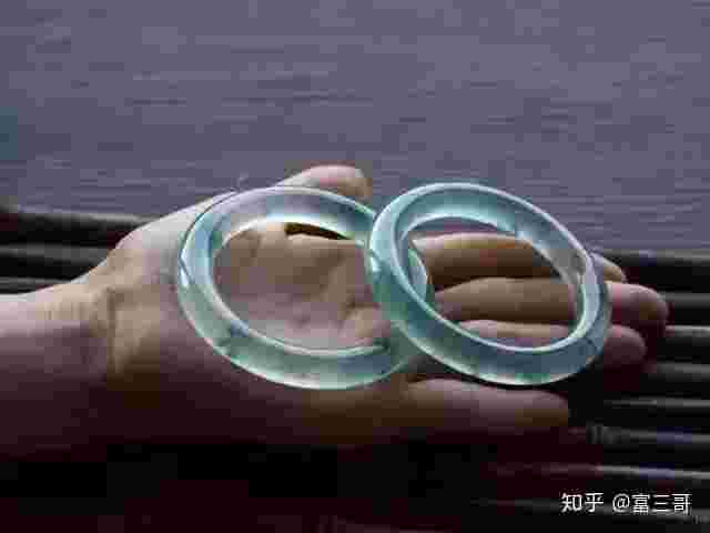 怎么鉴定翡翠是否有毒,毒真假翡翠知识-第1张图片-翡翠网 怎么鉴定翡翠是否有毒,毒真假翡翠知识-第1张图片-翡翠网