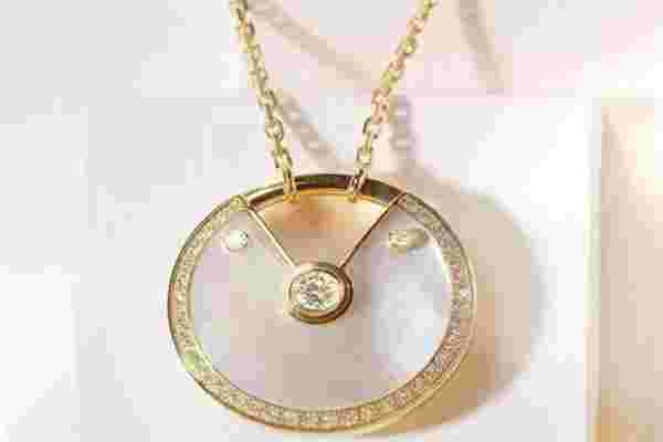 十大必买经典款项链十大必买经典款项链图片-第1张图片-翡翠网 十大必买经典款项链十大必买经典款项链图片-第1张图片-翡翠网