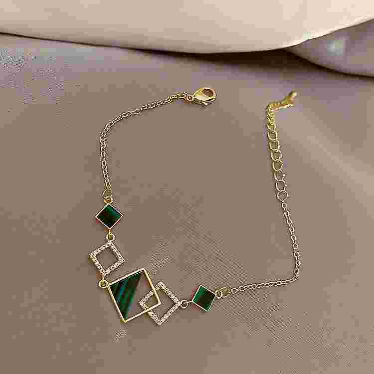 十大轻奢首饰品牌十大奢侈品牌首饰-第2张图片-翡翠网