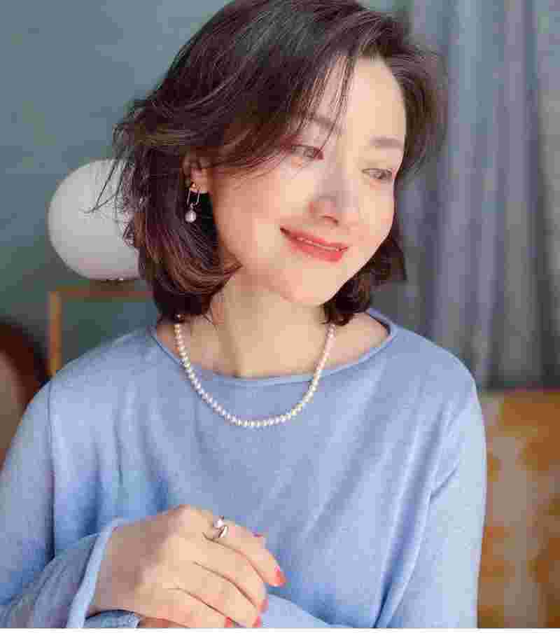 40岁女人黄金项链戴几克的好看,40岁女人黄金项链-第1张图片-翡翠网