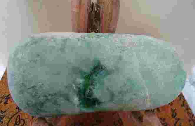 巴基斯坦翡翠原石价格,巴基斯坦翡翠原石价格表-第1张图片-翡翠网