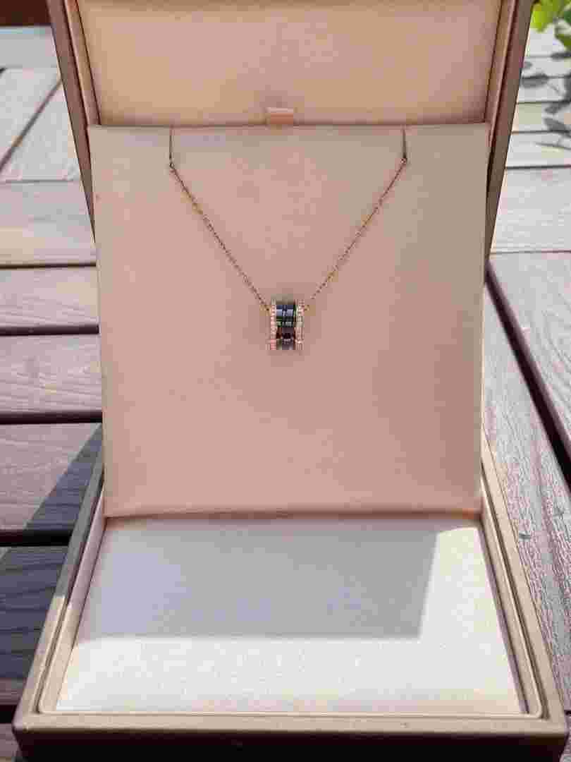 宝利格项链官网价格,宝格丽十大经典款项链-第2张图片-翡翠网