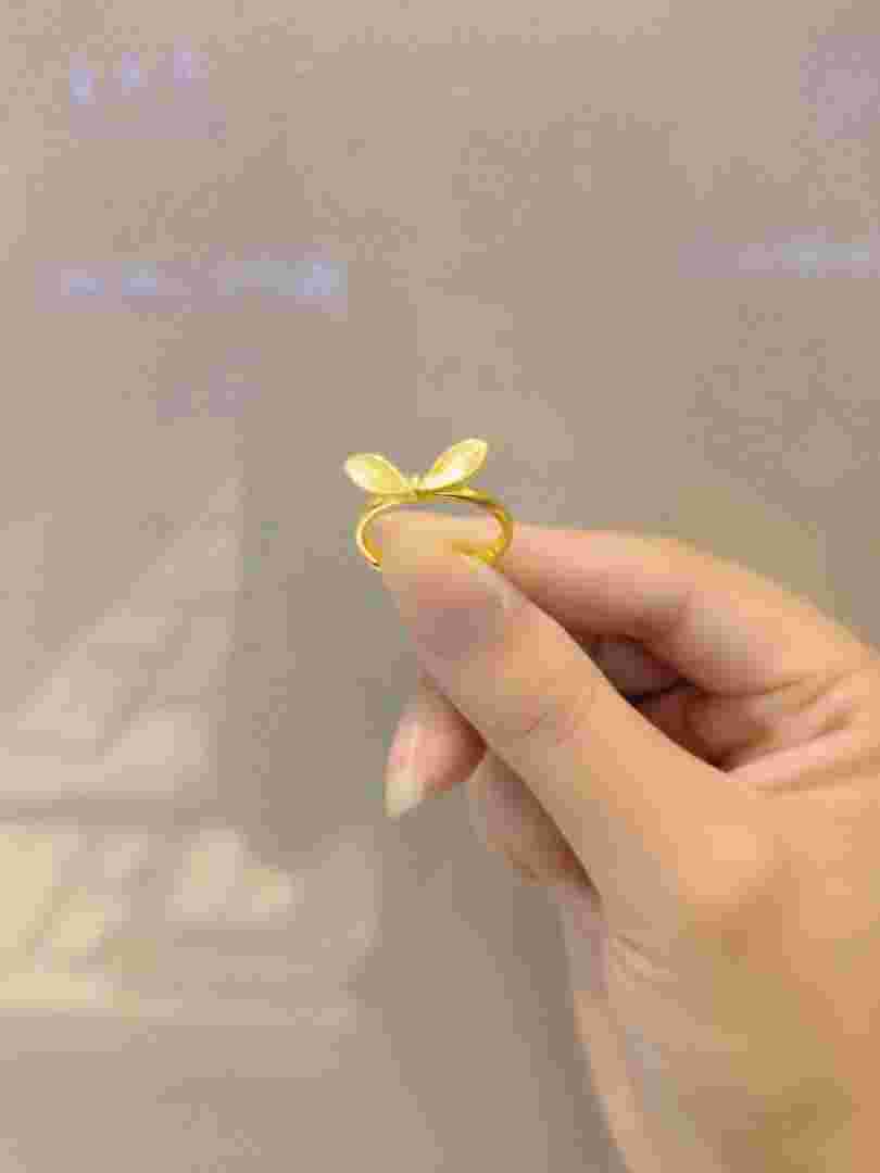 周大生黄金戒指,周大生黄金戒指图片-第1张图片-翡翠网 周大生黄金戒指,周大生黄金戒指图片-第1张图片-翡翠网