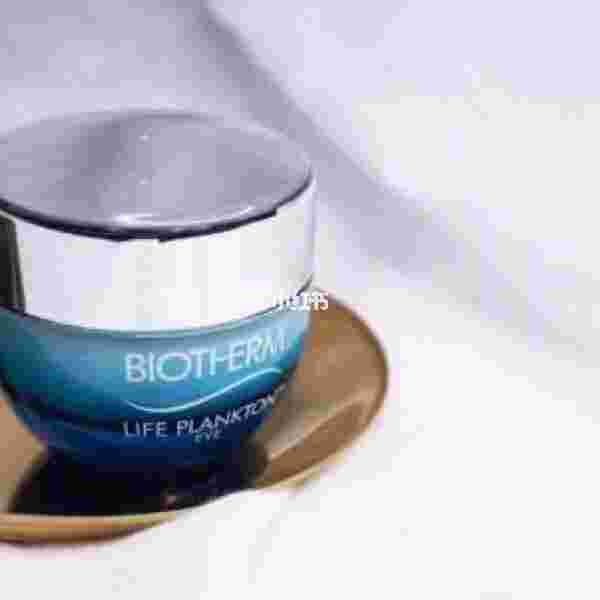 碧欧泉眼霜的正确使用方法碧欧泉眼霜-第1张图片-翡翠网 碧欧泉眼霜的正确使用方法碧欧泉眼霜-第1张图片-翡翠网