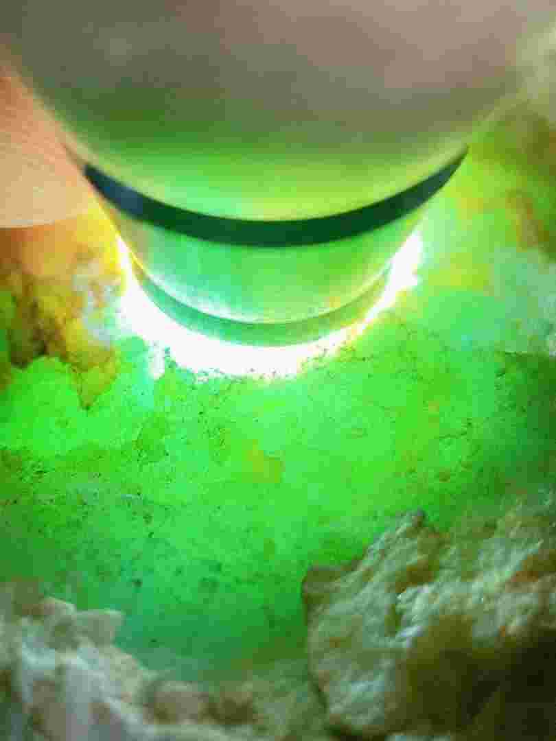 八十年代翡翠原石价格八十年代翡翠原石价格多少-第1张图片-翡翠网 八十年代翡翠原石价格八十年代翡翠原石价格多少-第1张图片-翡翠网