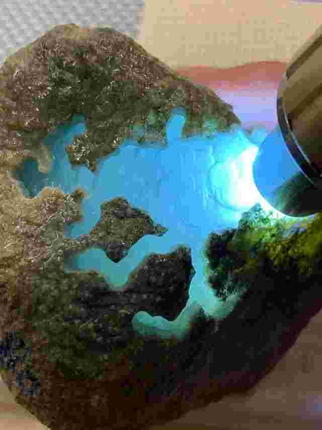 开窗翡翠原石常见造假手段翡翠原石开窗工具使用方法视频-第1张图片-翡翠网