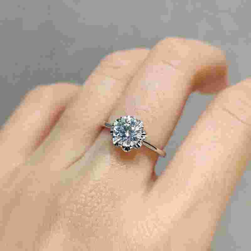 1克拉钻石大概多少钱一般一克拉钻石价格-第1张图片-翡翠网