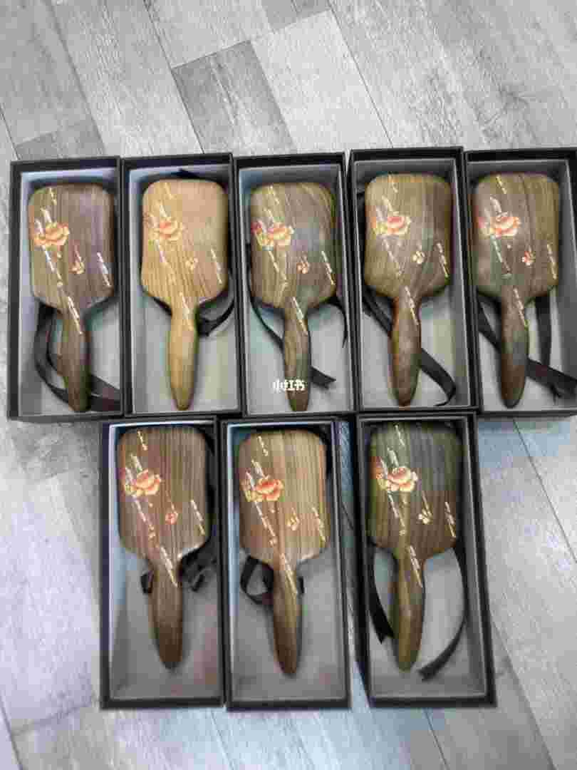 二狗与香媚,香媚-第2张图片-翡翠网