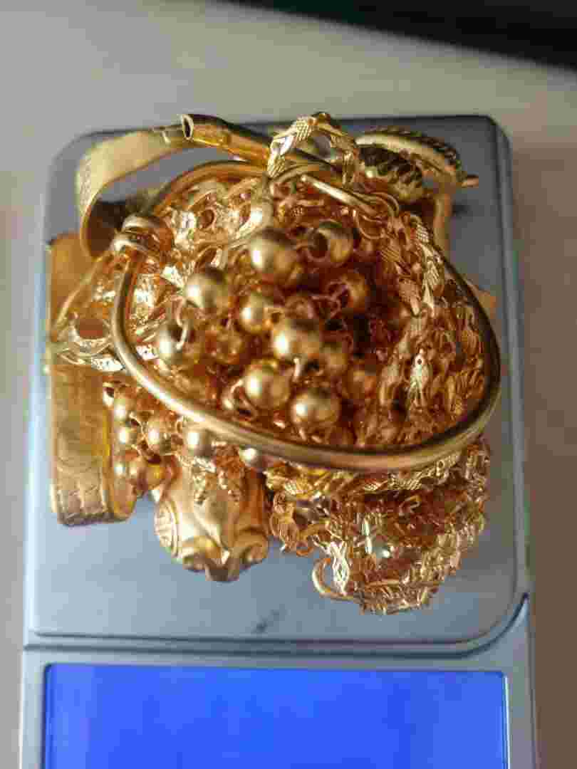 附近黄金回收店500米现在黄金回收价格-第1张图片-翡翠网 附近黄金回收店500米现在黄金回收价格-第1张图片-翡翠网