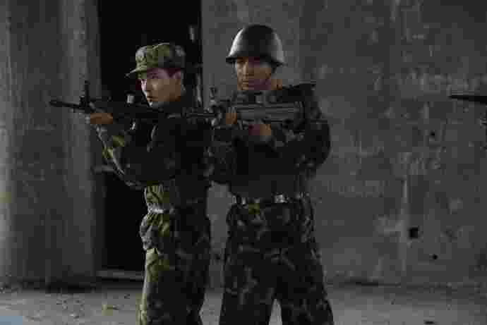 河流如血在线观看电视剧河流如血电视剧超清在线观看-第2张图片-翡翠网