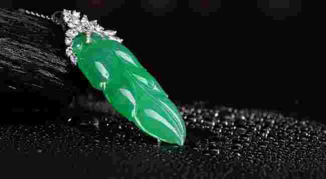 翡翠和玉哪个更有价值辩论,翡翠和玉哪个更有价值-第2张图片-翡翠网 翡翠和玉哪个更有价值辩论,翡翠和玉哪个更有价值-第2张图片-翡翠网