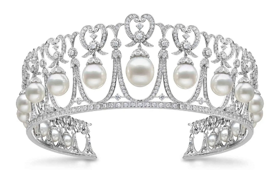 复刻经典 Yoko London 推出独一款戴安娜王妃珍珠王冠头饰-第1张图片-翡翠网