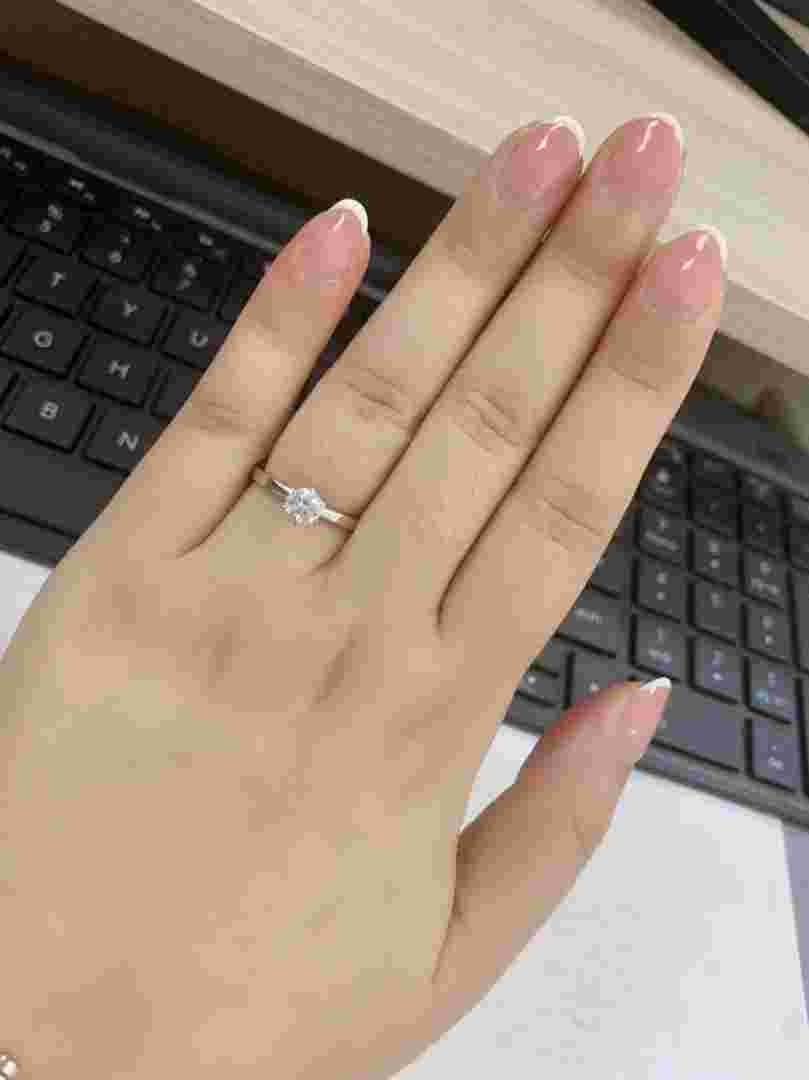 周大福钻戒款式图片周大福钻戒款式图片及价格-第2张图片-翡翠网 周大福钻戒款式图片周大福钻戒款式图片及价格-第2张图片-翡翠网